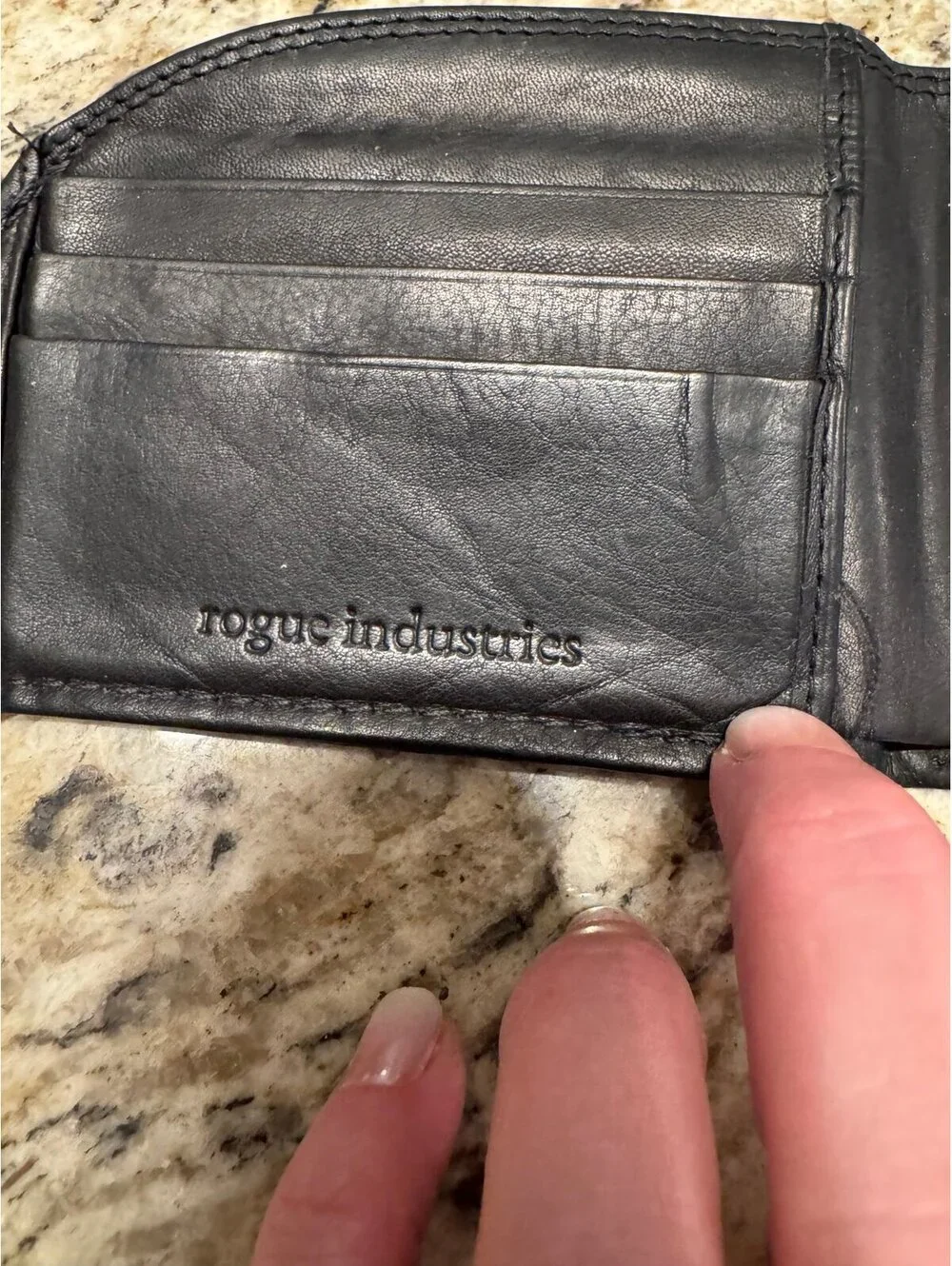 ROGUE RFID LEATHER WALLET Black Bi-Fold Front Pocket ID Credit Card Money Holder